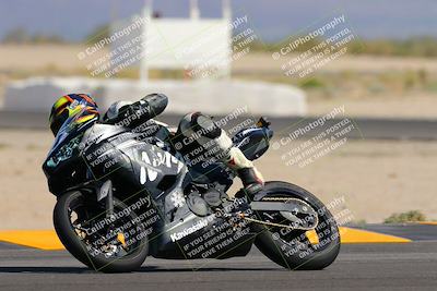 media/Oct-08-2022-SoCal Trackdays (Sat) [[1fc3beec89]]/Turn 16 (125pm)/